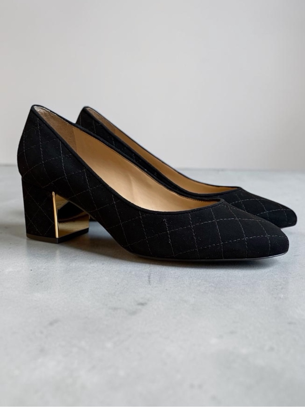 Talbots Isa Stitch Black Suede Block Heel Pumps Women's Size 6.5 Feminine Preppy